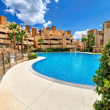 Immerse Yourself In An Oceanfront Paradise *