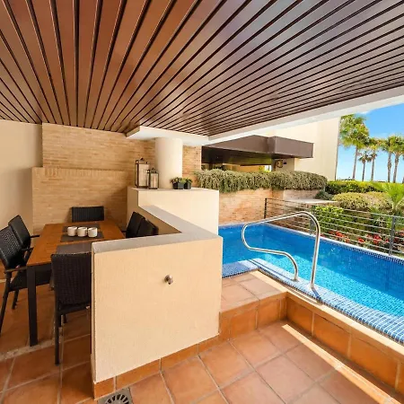 Apartmán Immerse Yourself In An Oceanfront Paradise Estepona