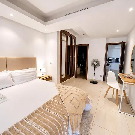 Immerse Yourself In An Oceanfront Paradise * Estepona